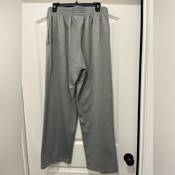 Men’s Gray Armour Sweatpants - Picture 3 of 5